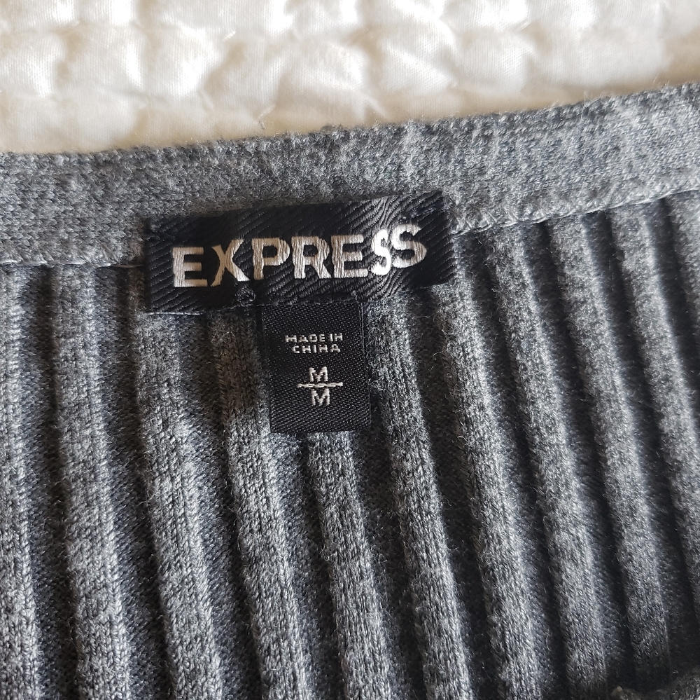 Zippered Sweater - Picture 6 of 8